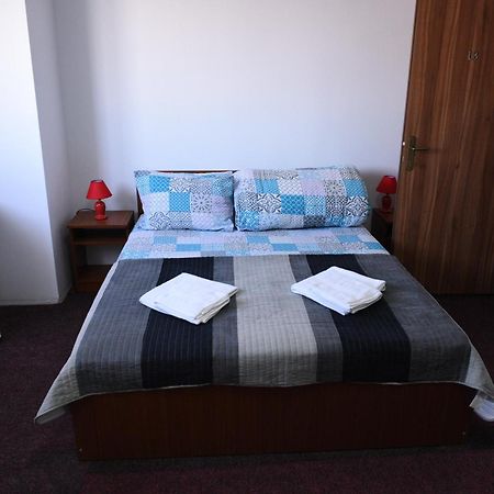 Hostel Ruxandra Focşani المظهر الخارجي الصورة